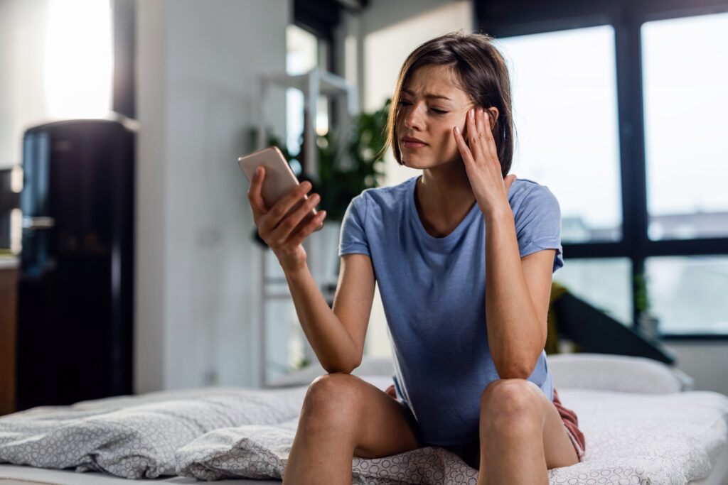 woman googling her symptoms