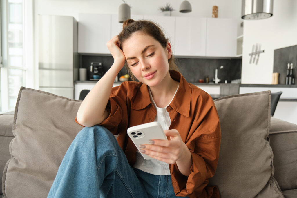 woman hopeful after talking to 988